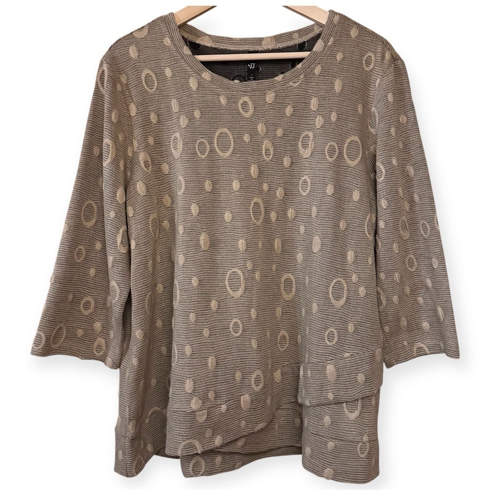 EUC JJ Elegant Beige Circle Pattern Long Sleeve Top